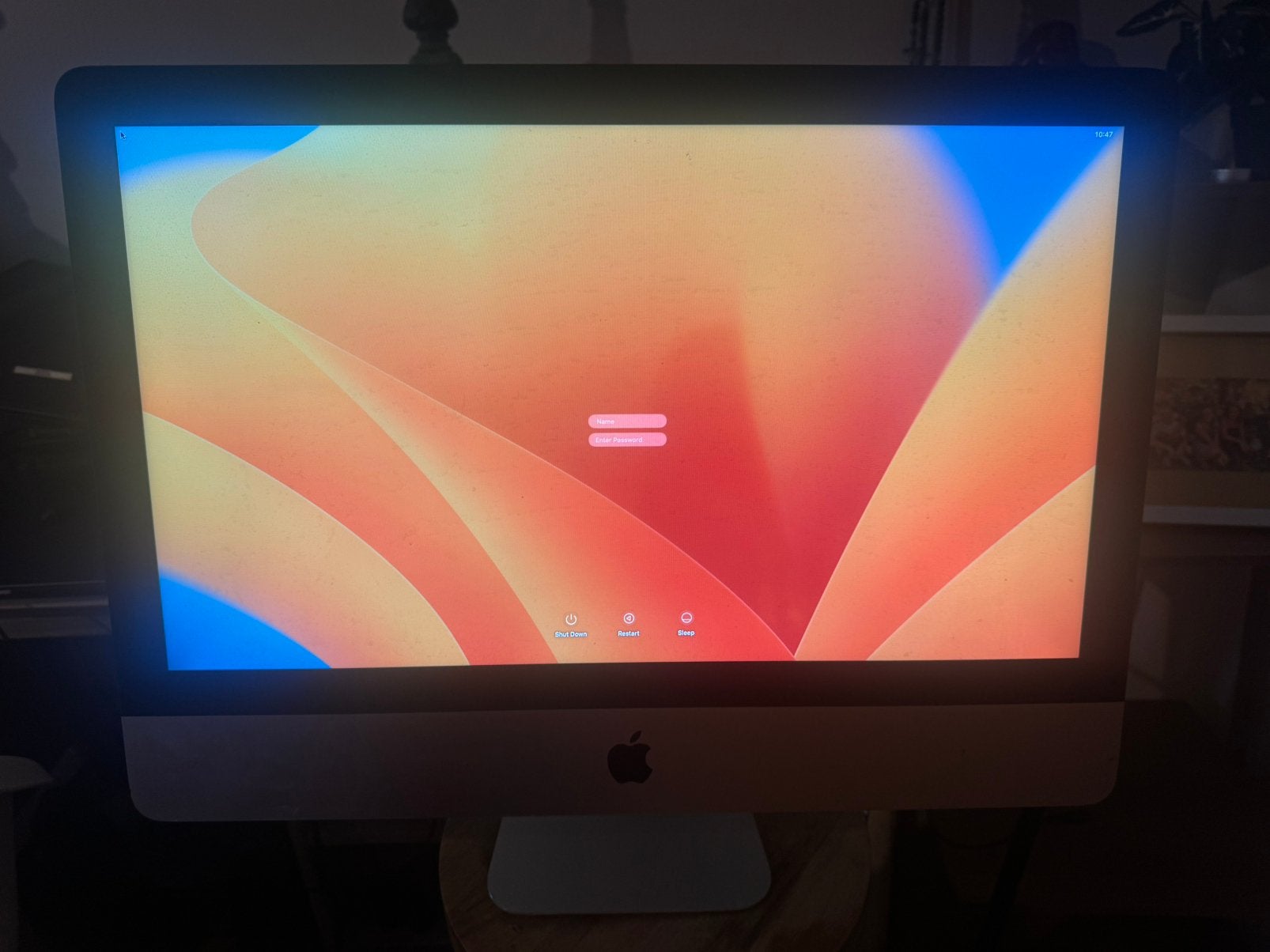iMac 21.5 inch (2017) 8 GB RAM + magic mouse en toetsenbord, Computers en Software, Apple Desktops, Ophalen, HDD, IMac, Zo goed als nieuw