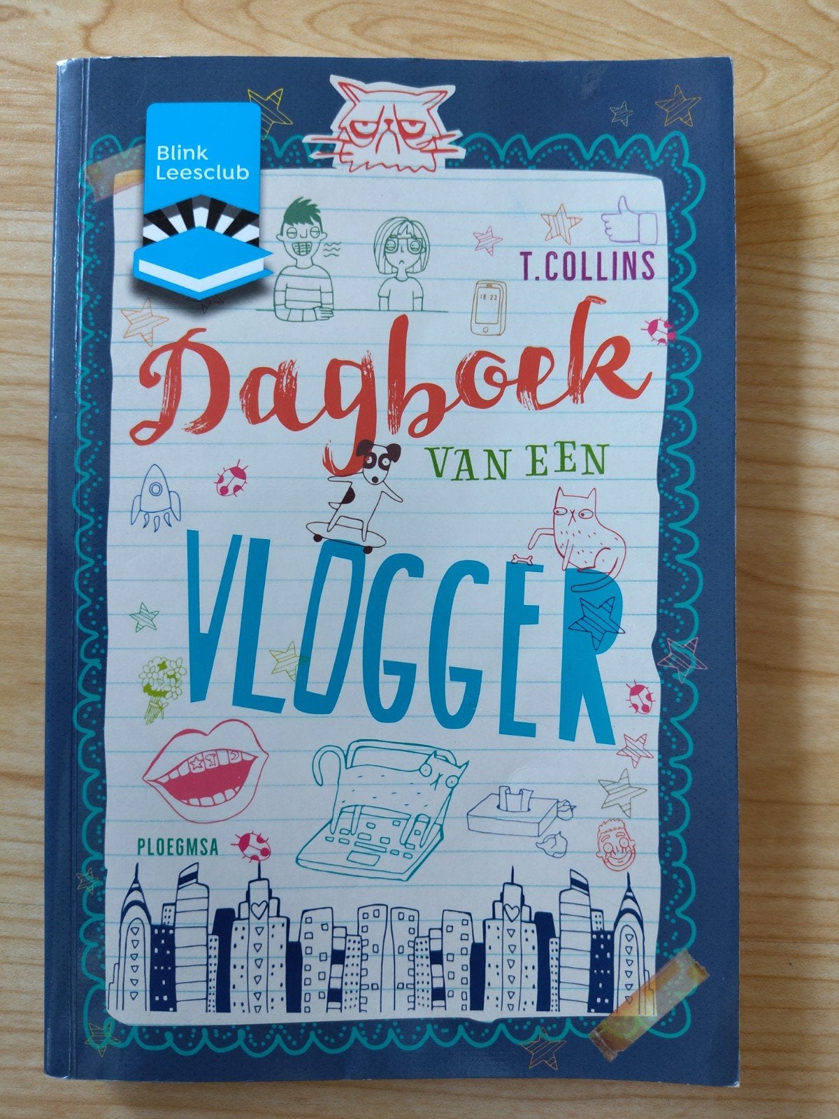 Dagboek van een vlogger - T. Collins, Boeken, Gelezen, T. Collins, Ophalen of Verzenden, Fictie