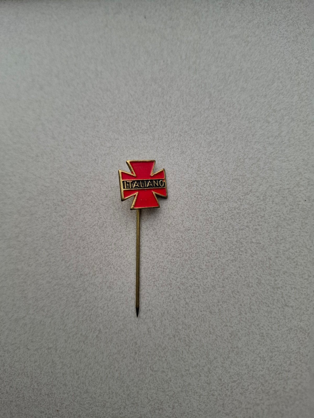 Vintage speldje pin prikker steekspeld ITALIANO, Verzamelen, Ophalen of Verzenden