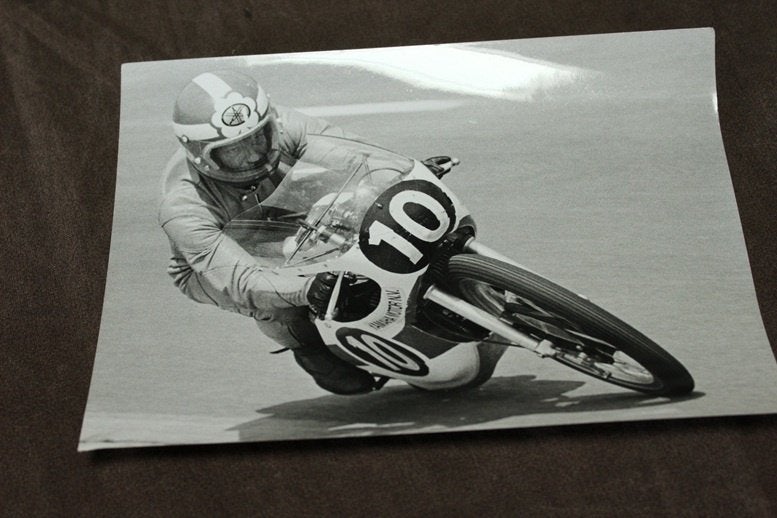 foto Boet van Dulmen ?? op Yamaha racer TT Assen ?, Boeken, Ophalen of Verzenden, Gelezen