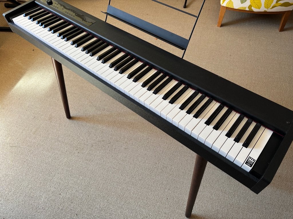 KORG D1 Piano, Ophalen, Zwart, Digitaal, Zo goed als nieuw