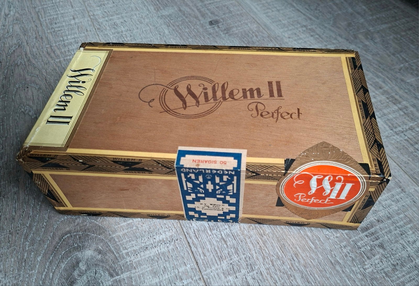 WILLEM II  VERZEGELD KISTJE ANNO 1922/1935, Ophalen of Verzenden, Zo goed als nieuw, Tabaksdoos of Verpakking