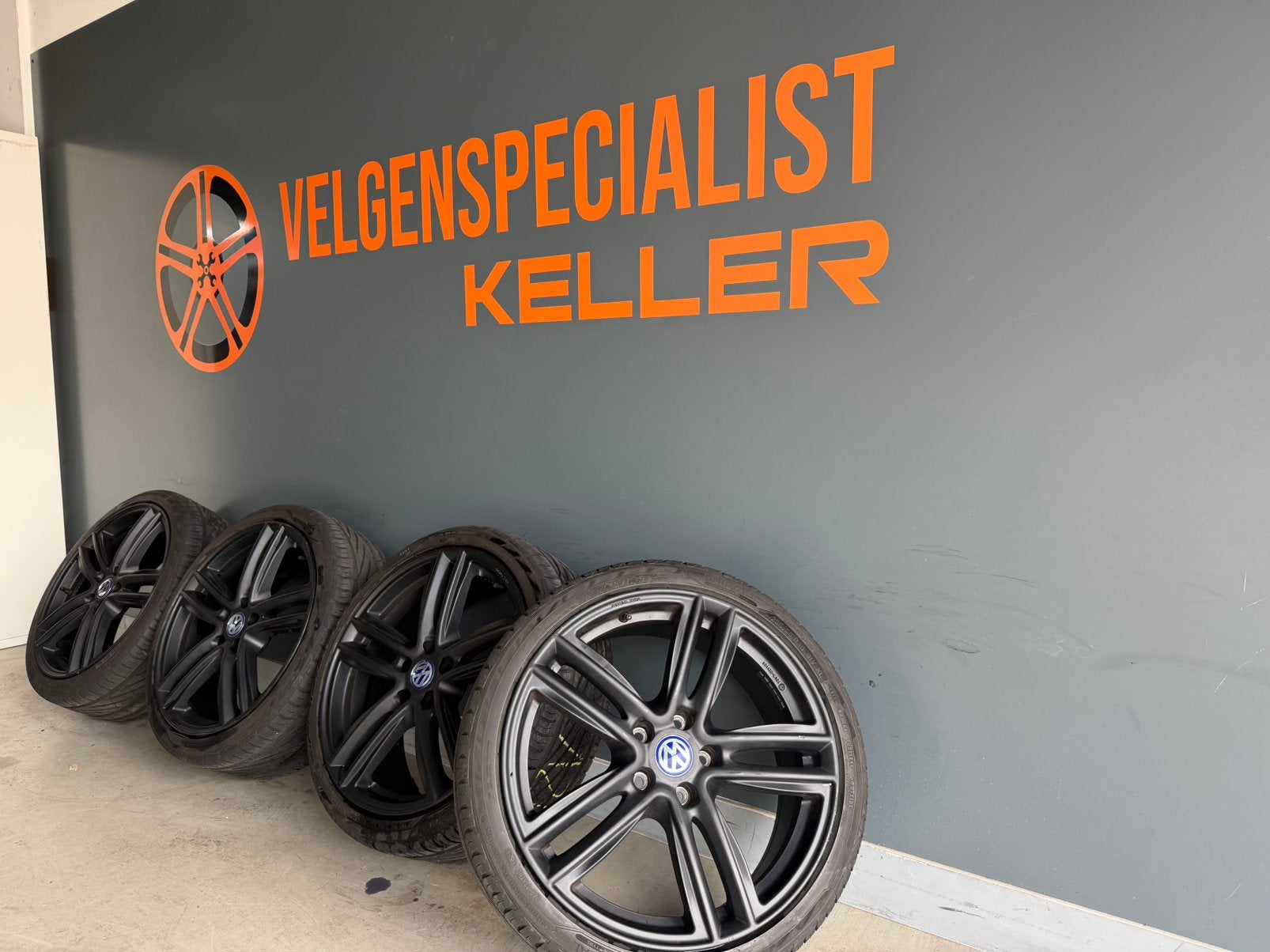 Vw Golf Audi A3 Seat Leon 19 inch zwarte velgen 5x112 Brock, 19 inch, Banden en Velgen, Ophalen of Verzenden, 235 mm