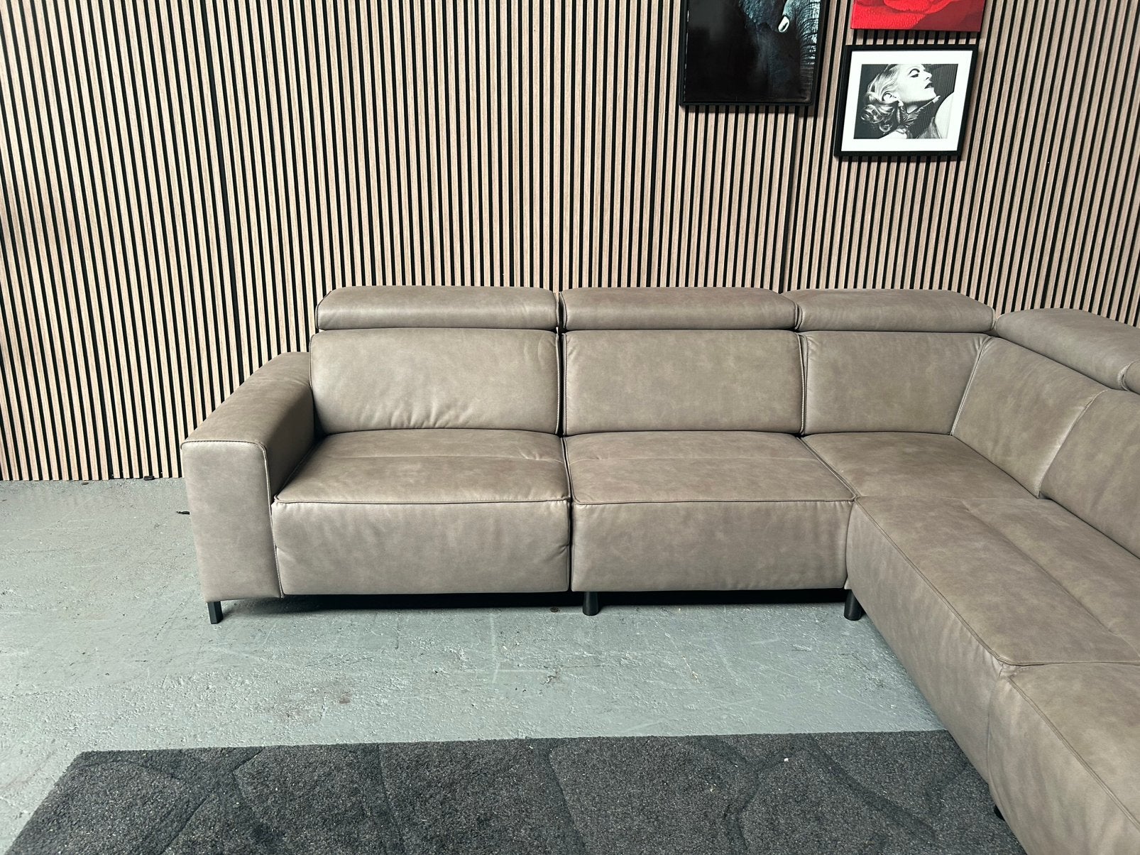 GRATIS LEVERING HENDERS&HAZEL HOEKBANK 285X285 GEREINIGD, 250 tot 300 cm, Hoekbank, Zo goed als nieuw, Vierpersoons of meer