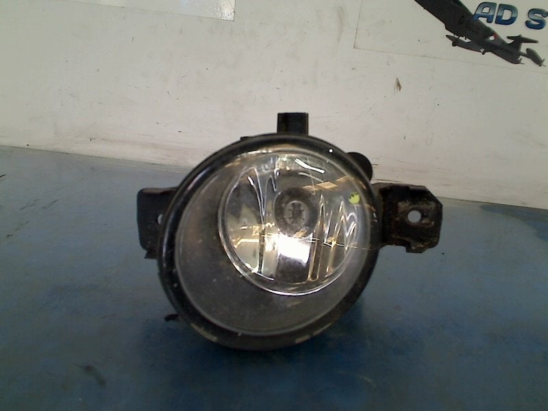 Mistlamp Rechts Voor Renault Espace (JK) 2004 8200002470, Gebruikt, Renault Deutschland AG, Dialog.deutschland@renault.de, Peter-Huppertz-Straße 5, Köln 51063, , Duitsland