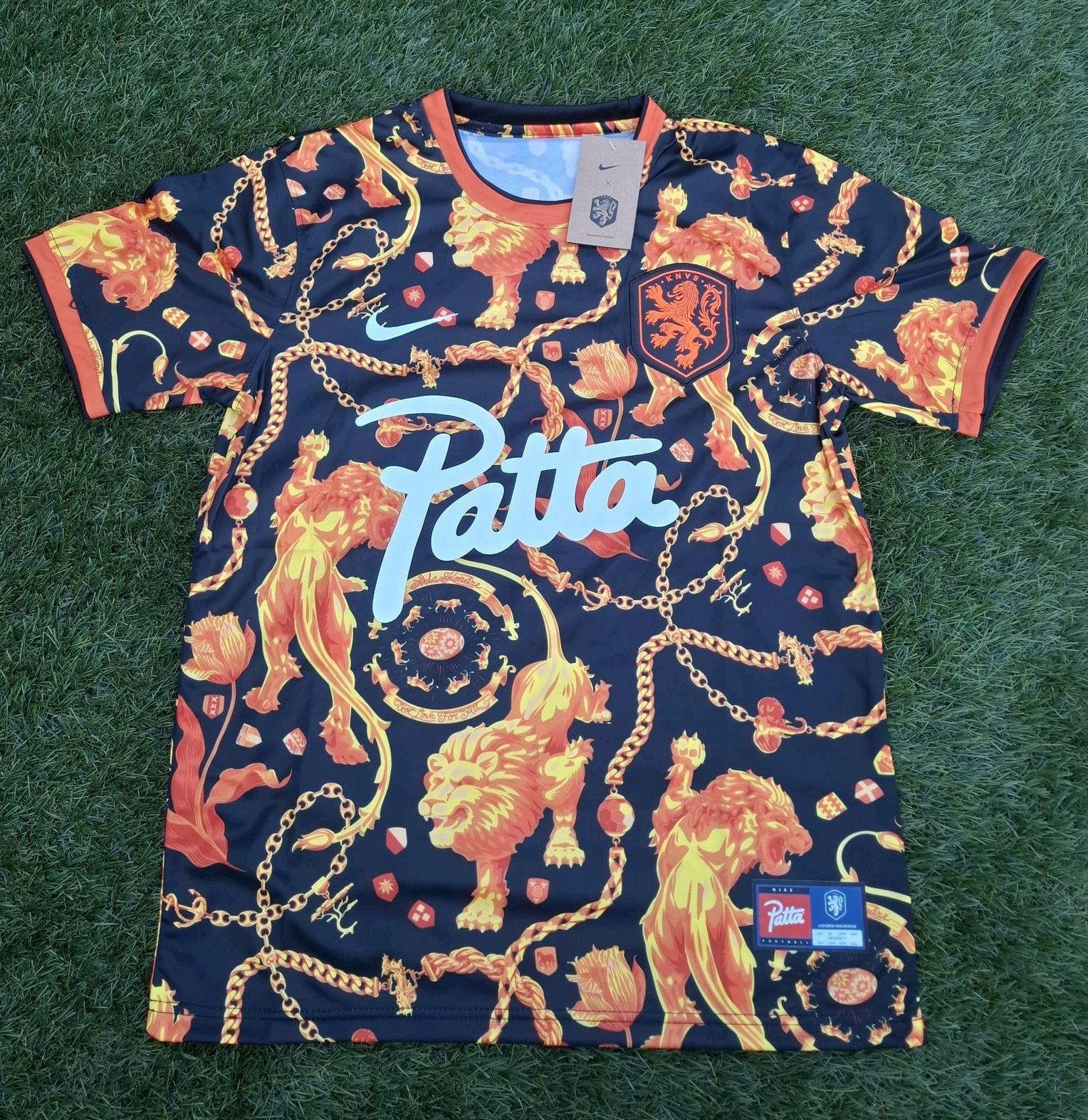 Patta x KNVB Netherlands shirt, Maat M, Verzamelen, Ophalen of Verzenden, Zo goed als nieuw, Overige binnenlandse clubs, Shirt