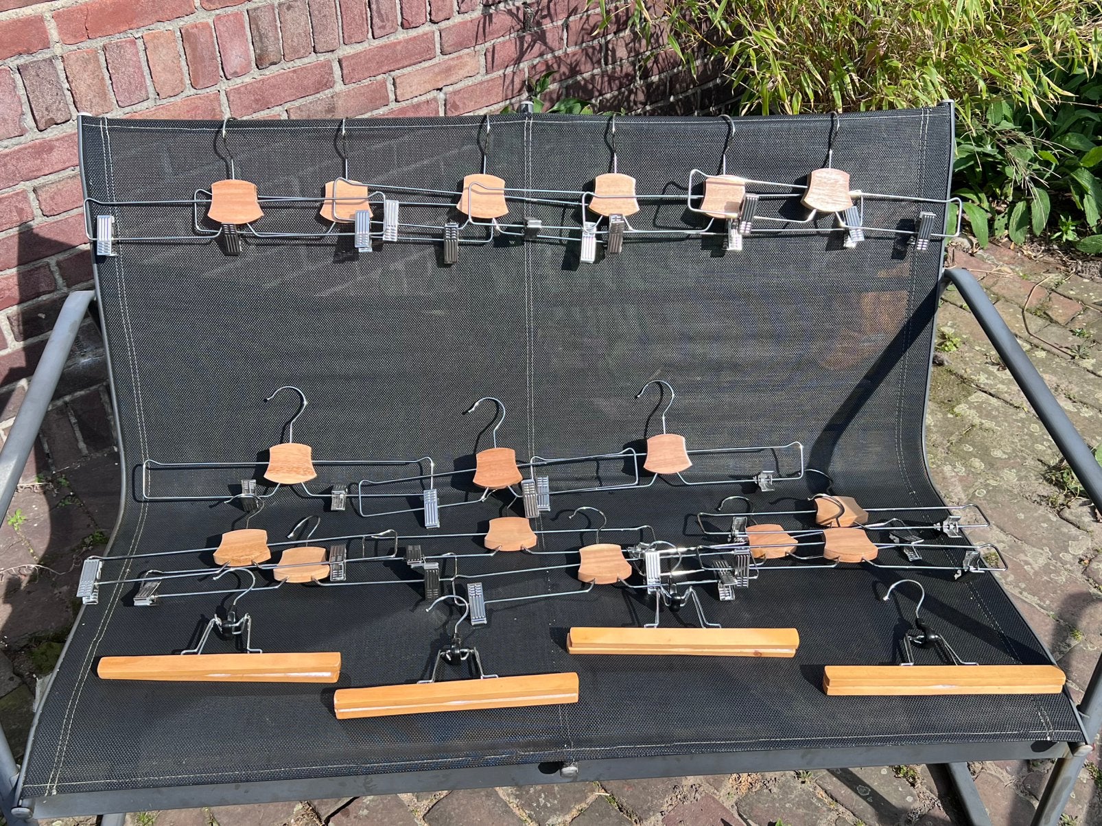 Kleerhangers/ broekhangers 21 stuks, Kleding | Dames, Kledinghangers, Ophalen of Verzenden, Zo goed als nieuw, Hout
