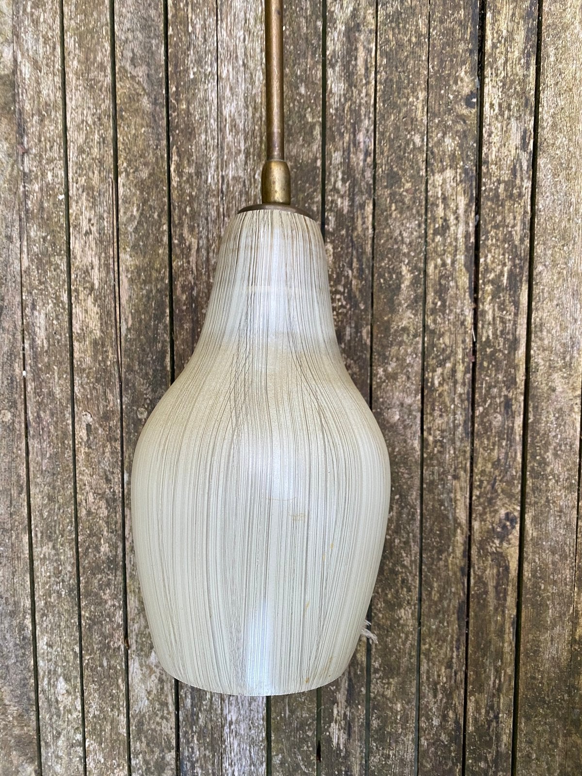 Midcentury hanglamp met messing armatuur en glazen kap, Ophalen of Verzenden