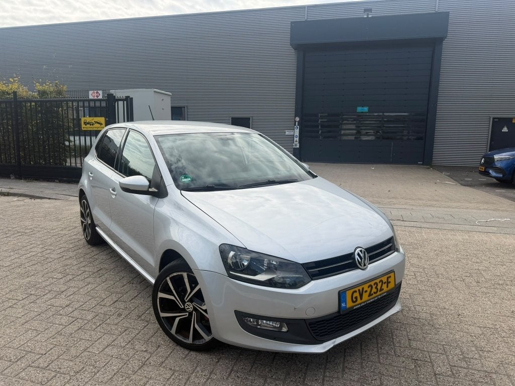 Volkswagen Polo 1.6 TDI NAVI CLIMA BT VELGEN (bj 2013), Auto's, Voorwielaandrijving, Euro 5, Gebruikt, 1057 kg