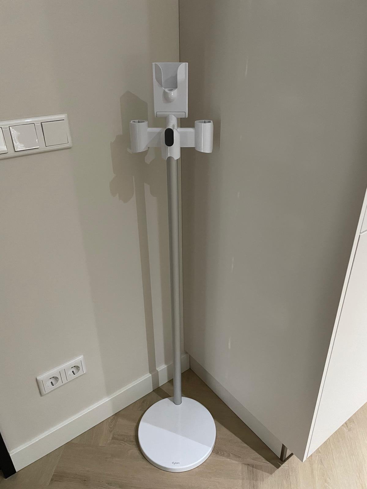 Dyson V12 standaard, Ophalen, Zo goed als nieuw, Minder dan 100 cm