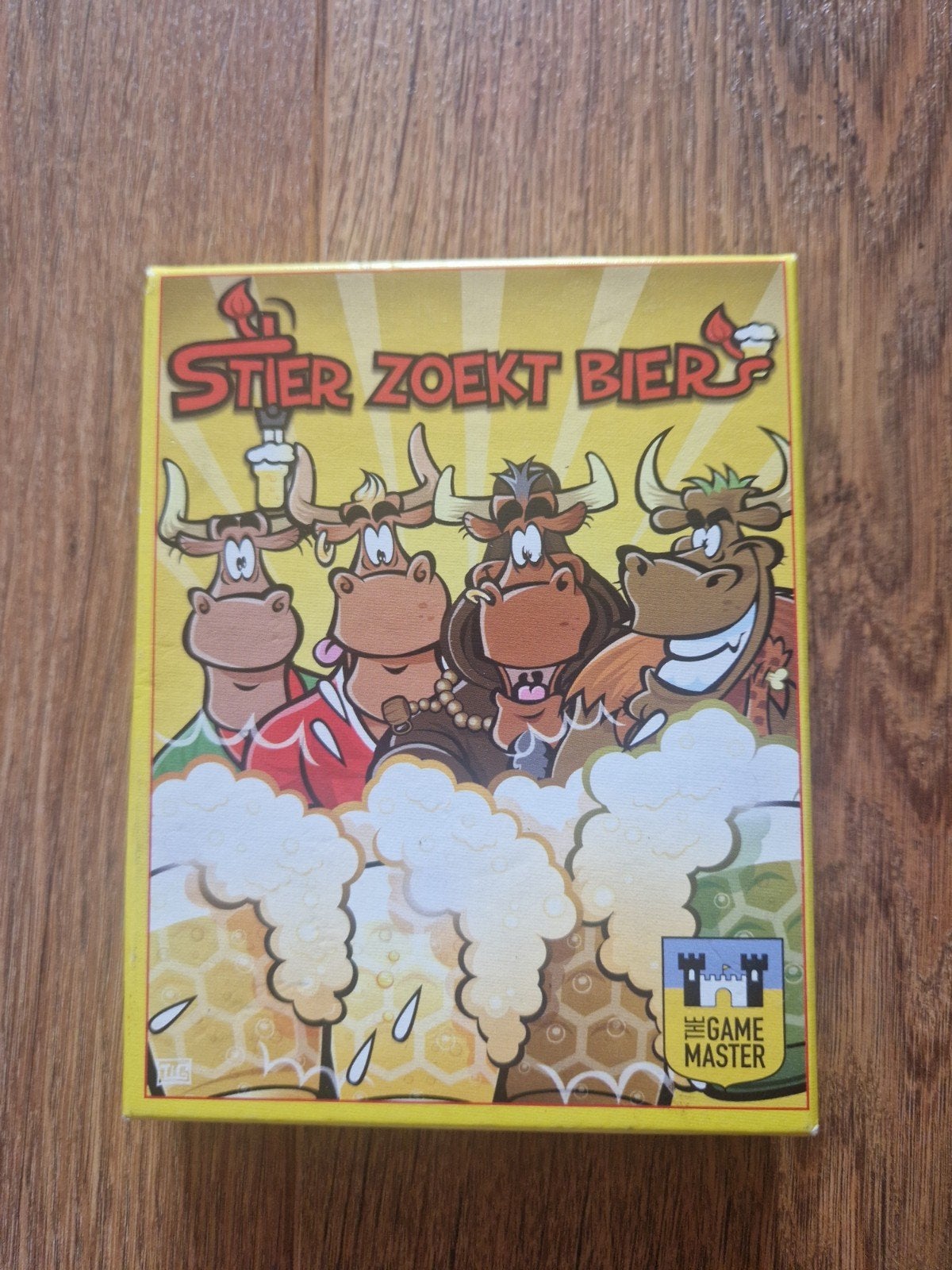 Stier Zoekt Bier Bordspel - Game Master, Hobby en Vrije tijd, Gezelschapsspellen | Bordspellen, Vijf spelers of meer, Ophalen