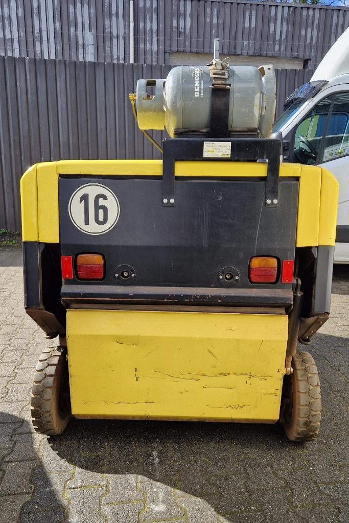 Kärcher KMR 1550 LPG Veegmachine, Ophalen, Gebruikt, Karcher