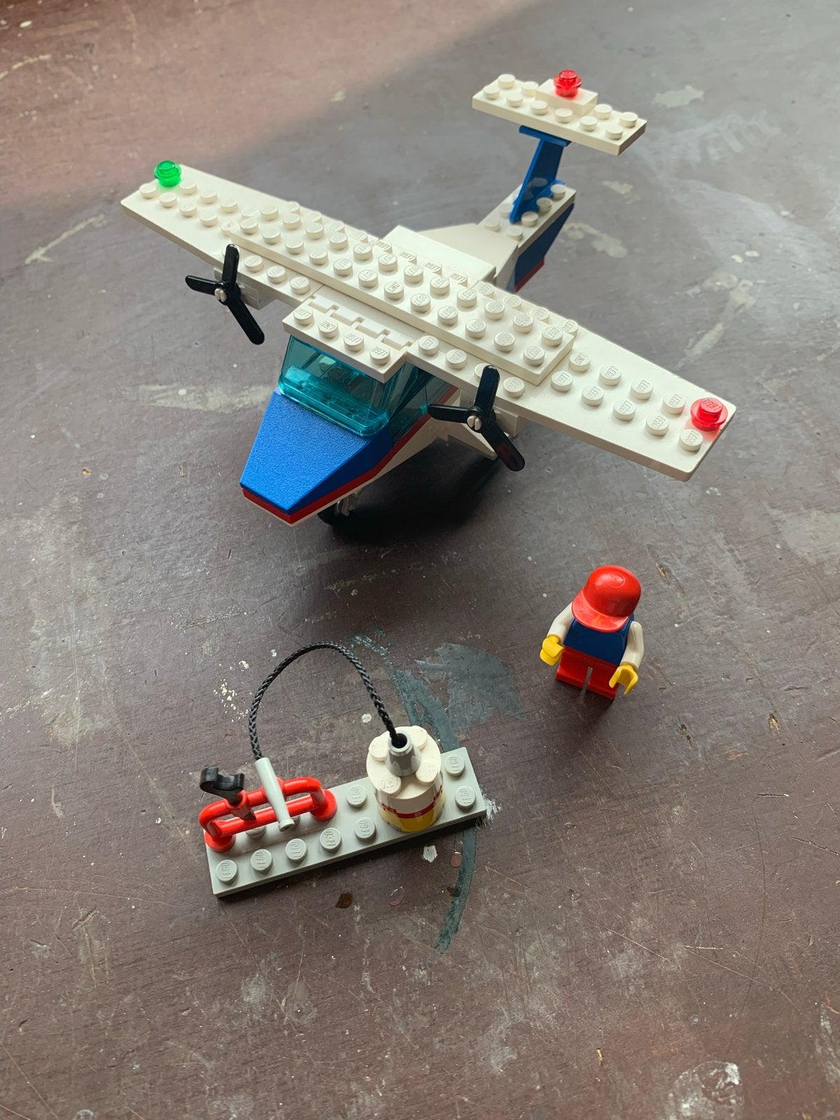 Lego 6673 Privévliegtuig met piloot en tankstation, Ophalen of Verzenden, Gebruikt