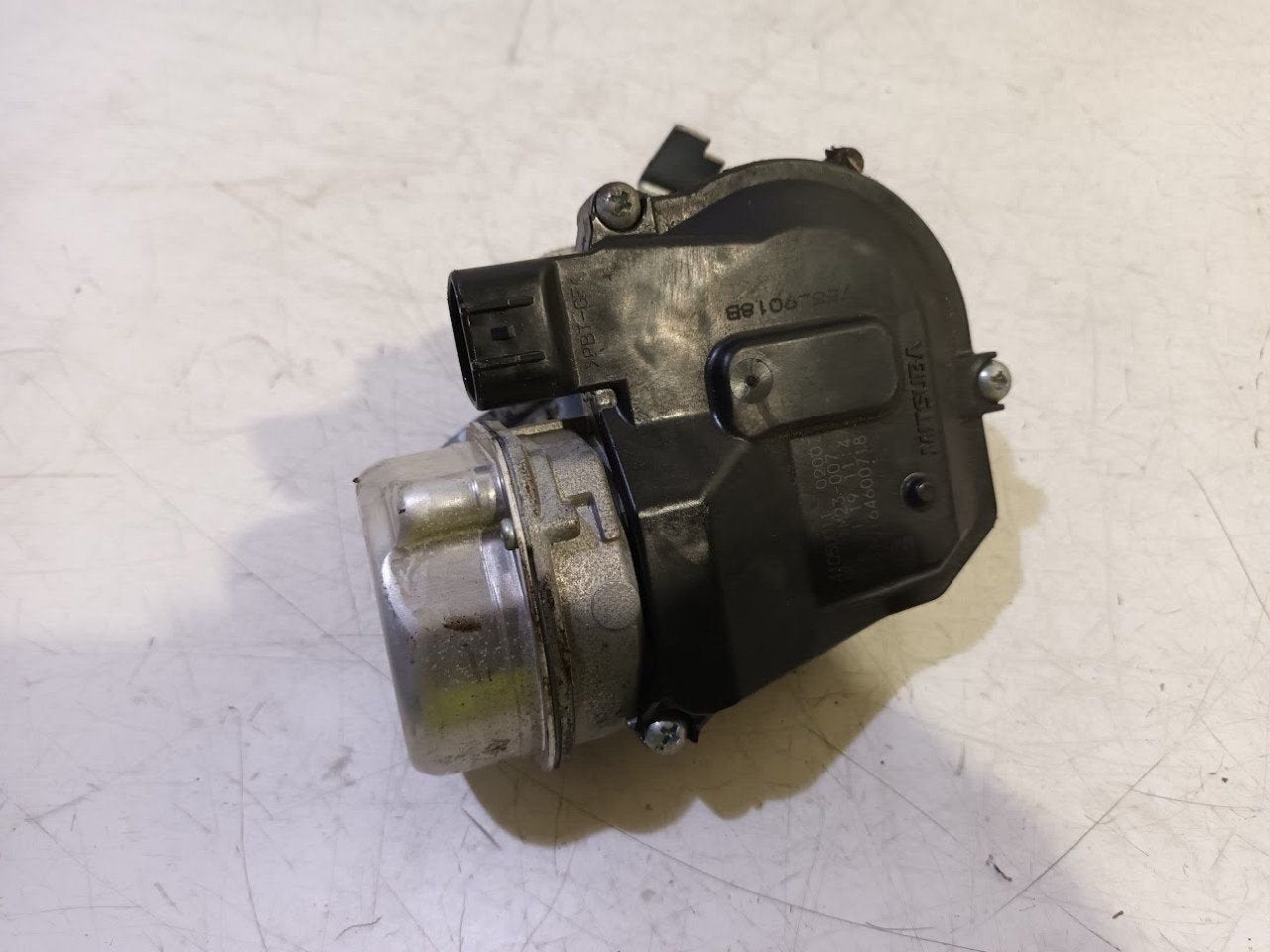 Ruitenwissermotor voor Mazda 3, Onderdelen@venauto.nl, Van der Ven Autorecycling B.V., Gebruikt, Ettenseweg 76, 4706 PB Roosendaal, The Netherlands