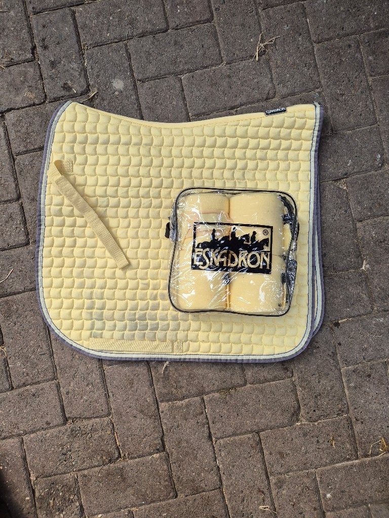 Eskadron set, Full (L), Gebruikt, Dressuurdekje, Ophalen of Verzenden