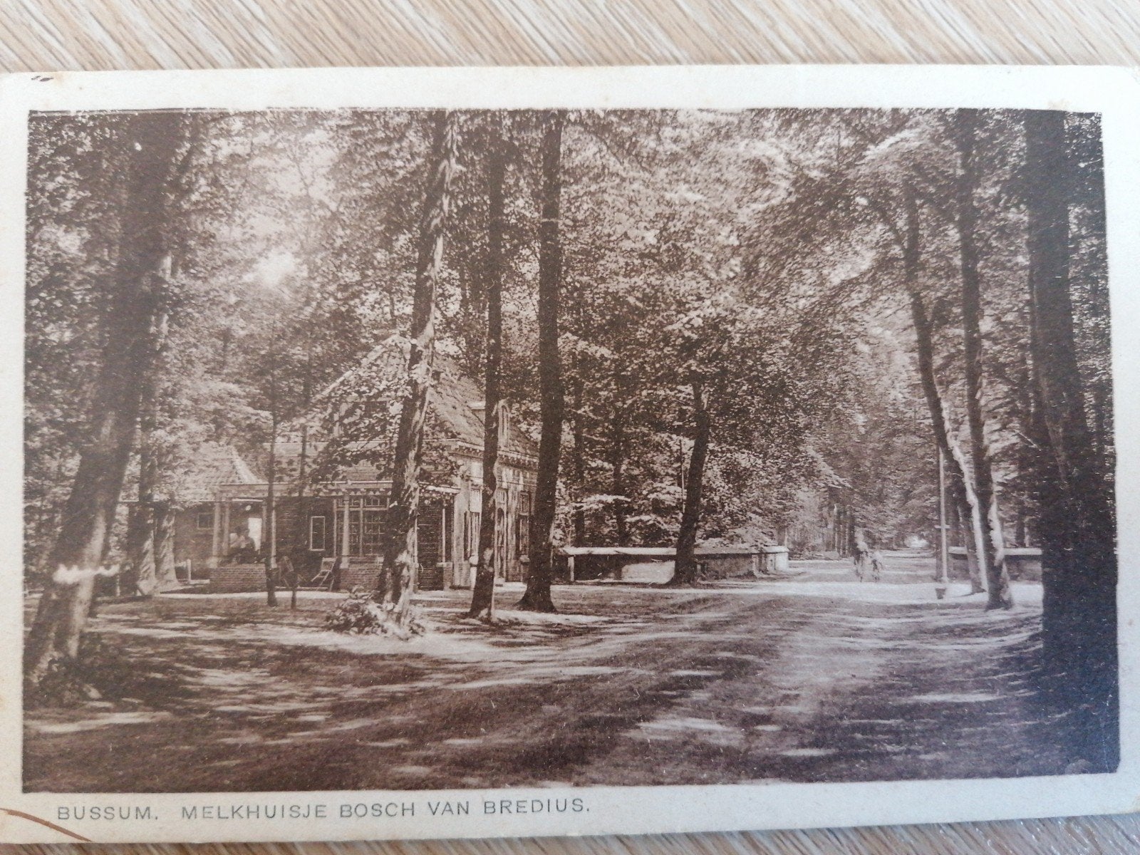 Oude ansichtkaart Bussum, Melkhuisje Bosch van Bredius 1928, Ophalen of Verzenden, 1920 tot 1940, Gelopen, Noord-Holland