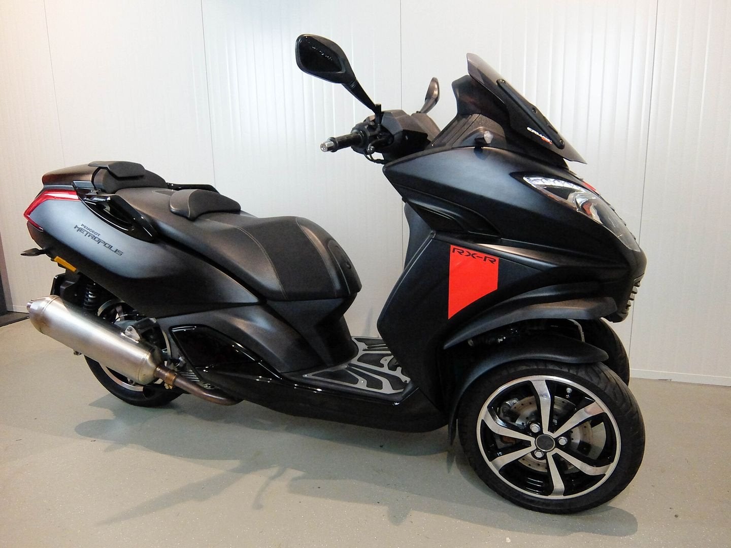 PEUGEOT METROPOLIS 400 RXR (bj 2017), Motoren, Scooter, Bedrijf, Onbekend, 399 cc