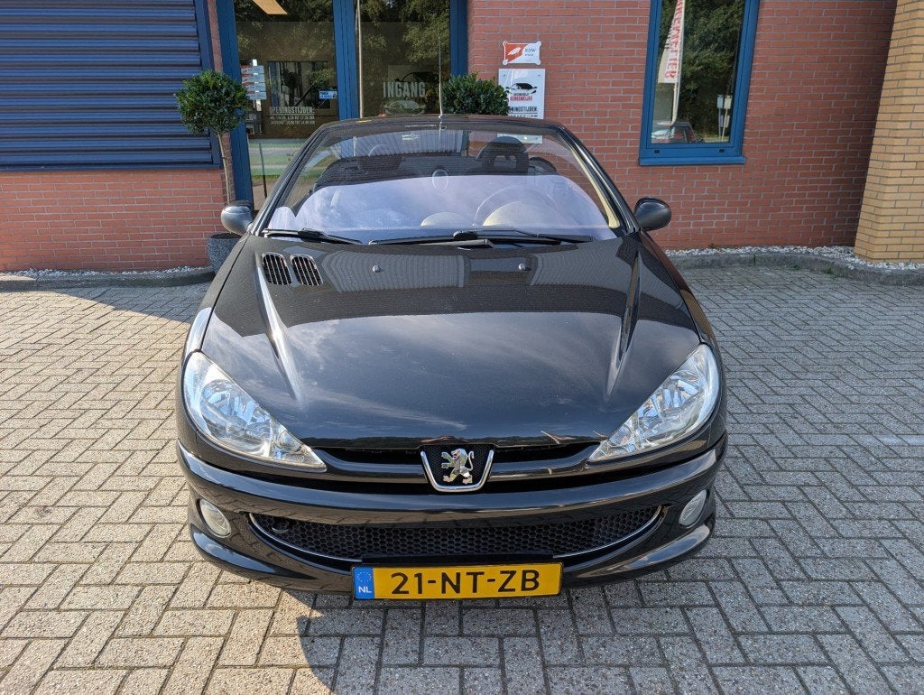 Peugeot 206 1.6-16V GENTRY, AUTOMAAT, Airco, Elektrisch dak+, Gebruikt, 4 cilinders, Origineel Nederlands, Bedrijf