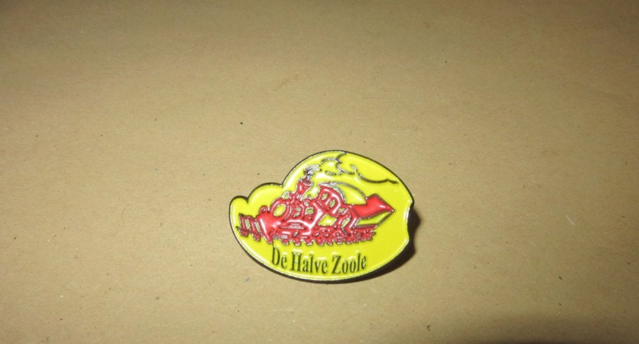 Carnaval pin De Halve Zoole, Verzenden, Zo goed als nieuw, Overige onderwerpen
