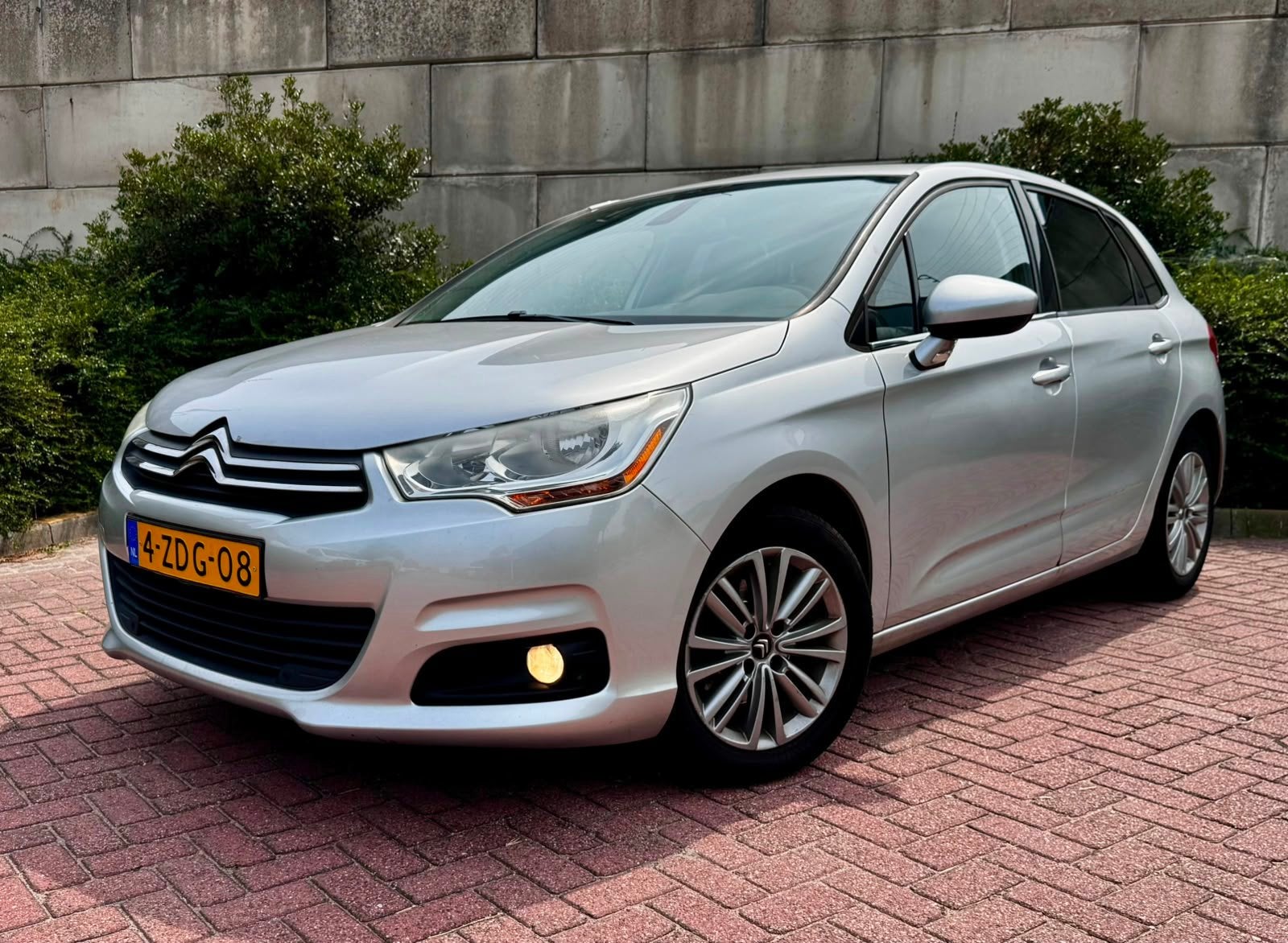 Citroen C4 1.6 VTi Tendance/VOLAUTOMAATISCH/TOP STAAT/RIJKAA, Euro 5, Stof, 4 cilinders, Bedrijf