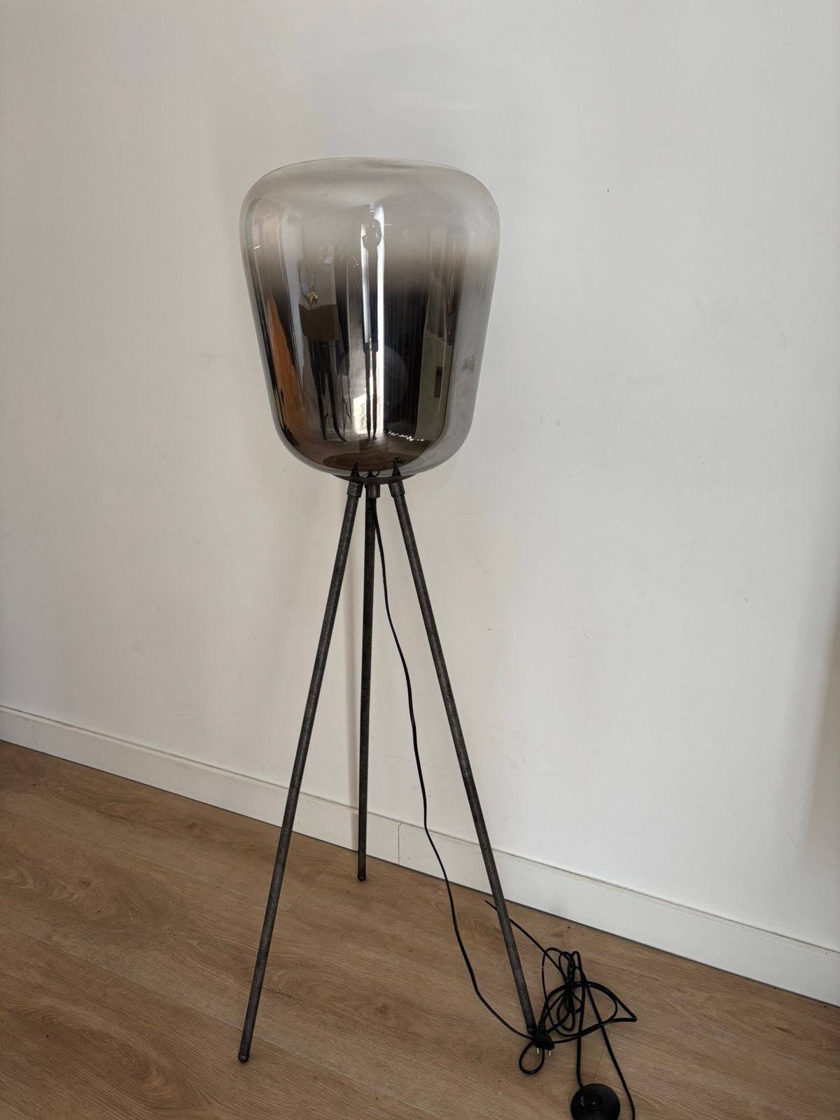 Staande lamp - E27 fitting, Huis en Inrichting, Lampen | Vloerlampen, Ophalen, Gebruikt, 100 tot 150 cm, E27 (groot)