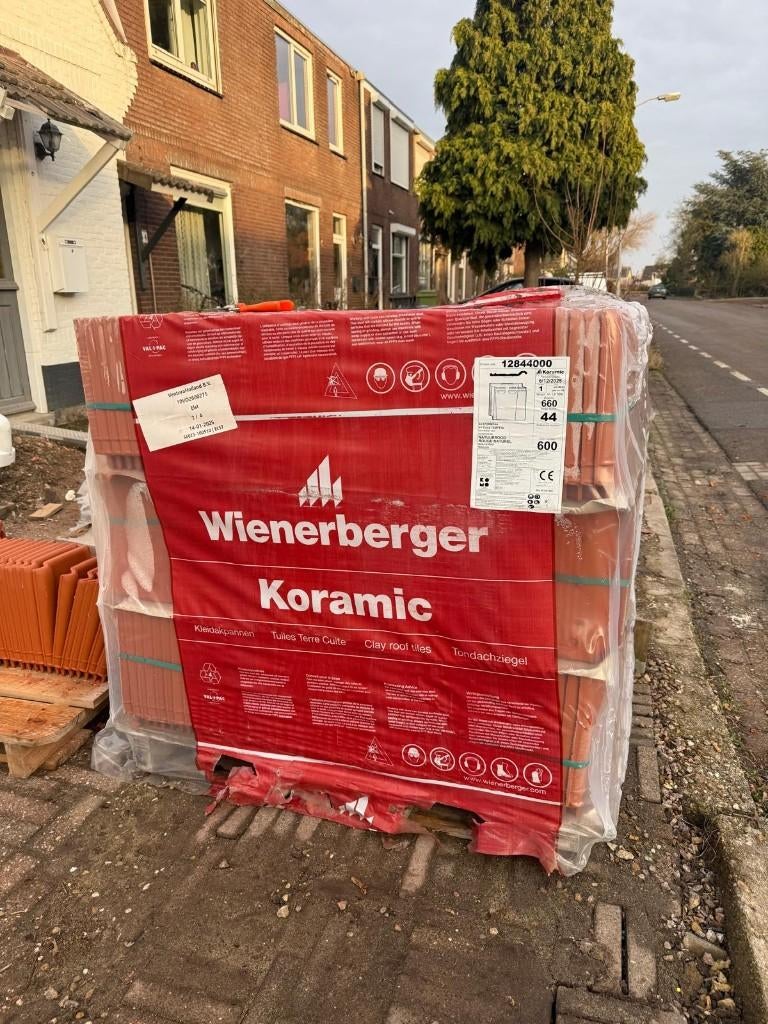 dakpan, Ophalen, Steen of Klei, Nieuw, 15 m² of meer