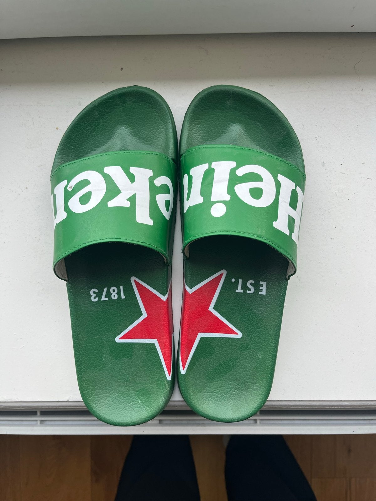 Ongebruikte Heineken slippers maat 39-40, Ophalen of Verzenden, Nieuw, Groen, Slippers