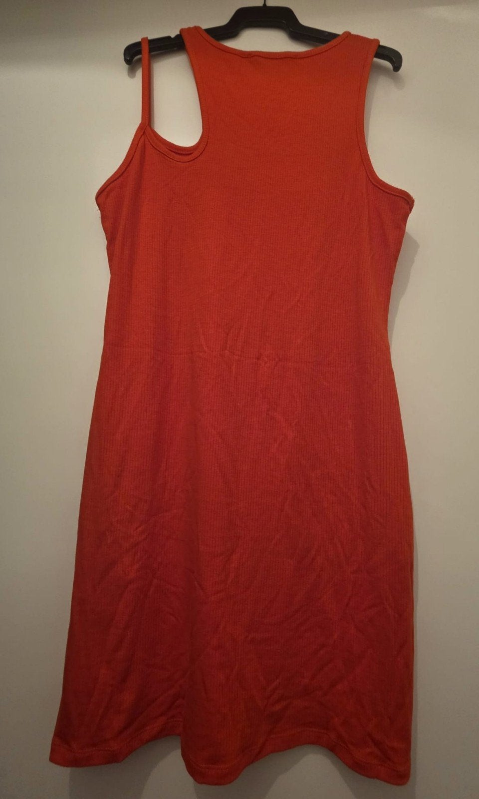 Primark rode ribjurk / tankdress met asymmetrisch schouder, Kleding | Dames, Primark, Maat 42/44 (L), Ophalen of Verzenden, Zo goed als nieuw