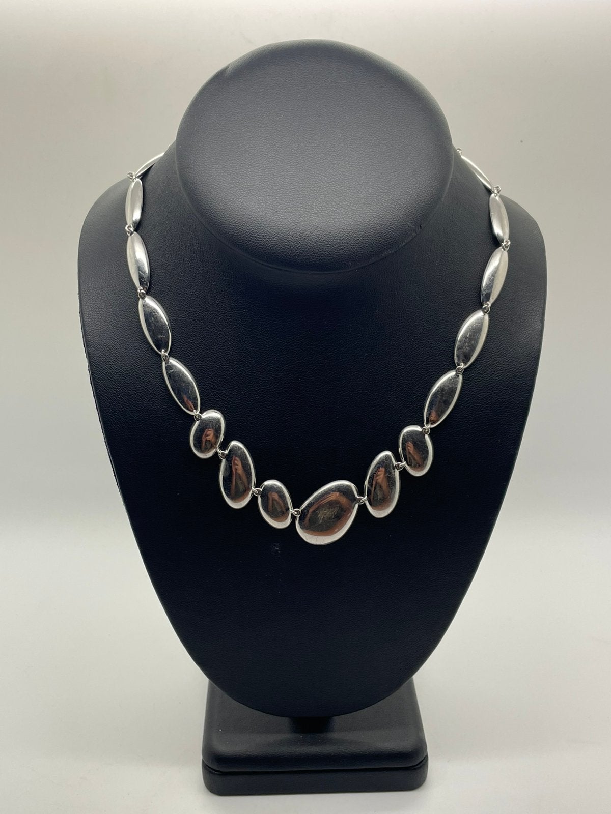F104 Prachtige zilveren modernist design ketting, Ophalen of Verzenden, X, Zilver, Zilver