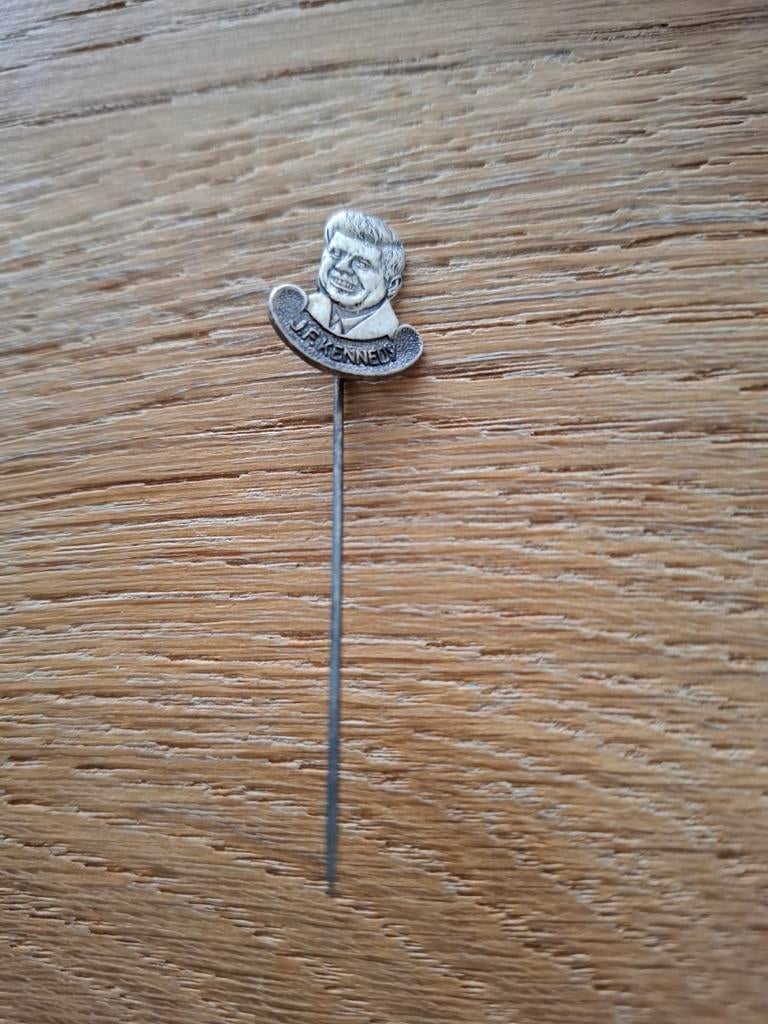 Vintage speldje prikker pin John F. Kennedy, Verzamelen, Speldjes, Pins en Buttons, Ophalen of Verzenden