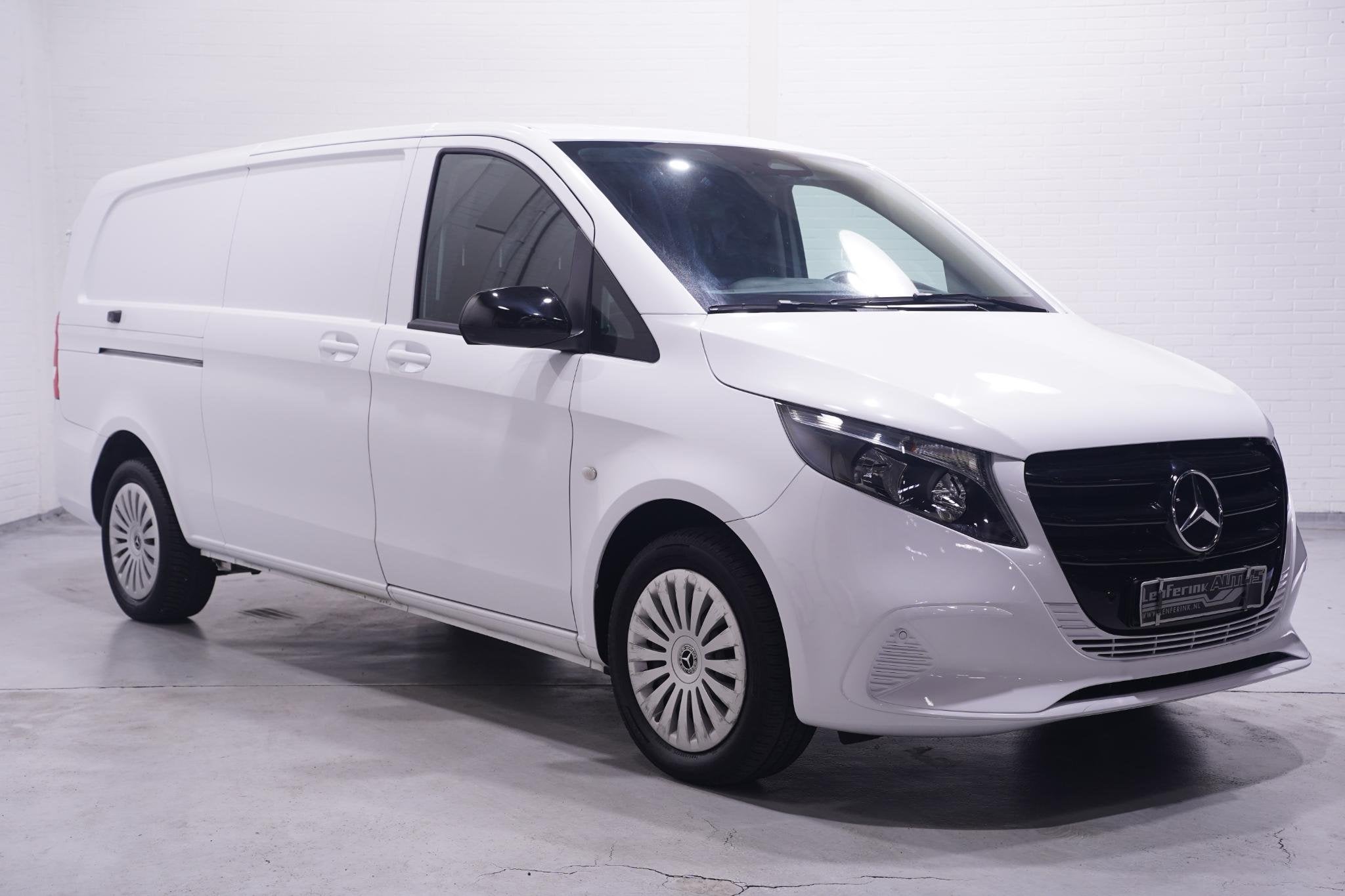 Mercedes-Benz Vito 116 CDI 163 pk L3 Aut. Nwe Model Navi, Ca, Auto's, Automaat, Gebruikt, 4 cilinders, 2000 kg
