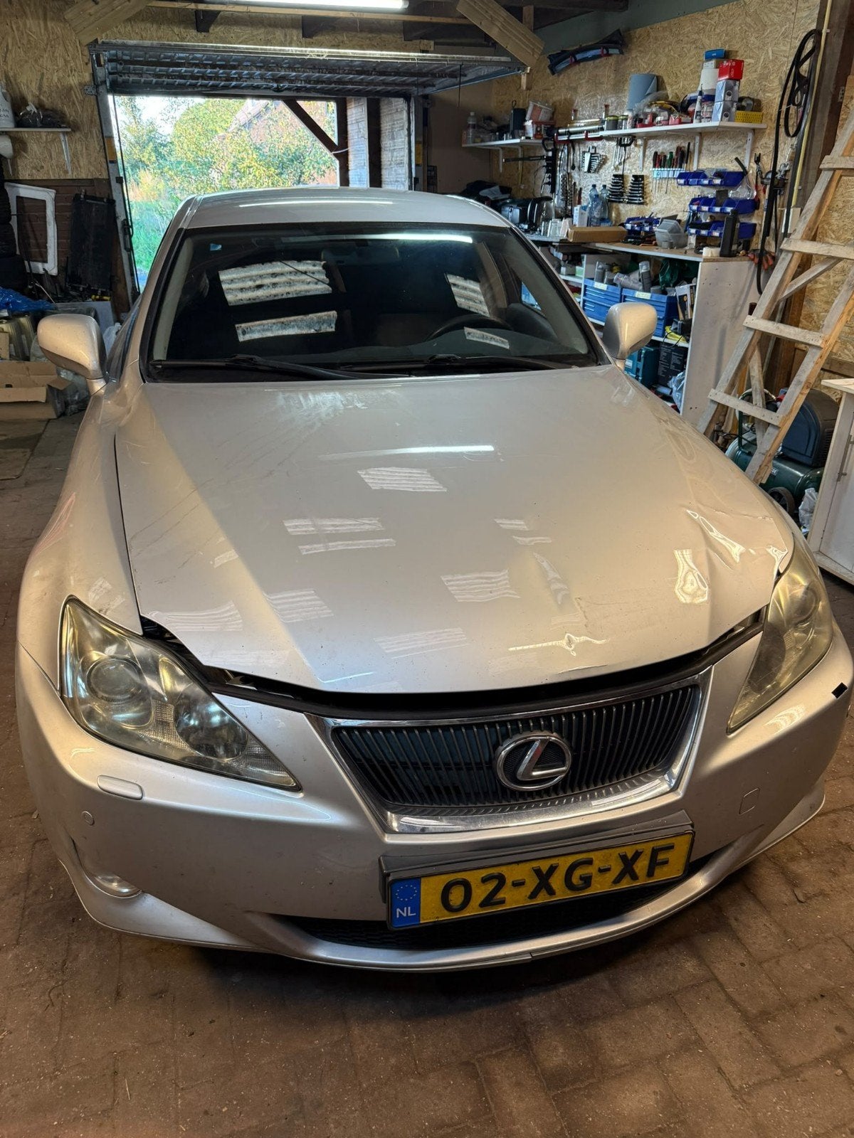 Lexus IS 250 2.5 2007 Grijs, Auto's, 2500 cc, Achterwielaandrijving, Bi-Xenon koplampen, Zwart