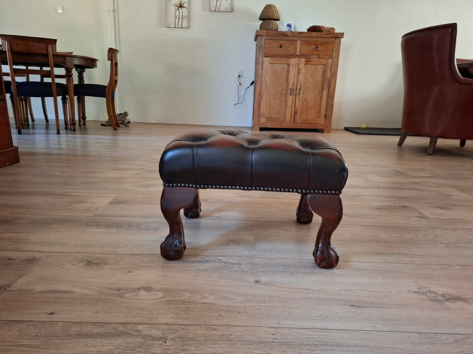 Chesterfield leren hocker, Huis en Inrichting, Banken | Voetenbanken en Poefen, Ophalen, Zo goed als nieuw, Vierkant, 75 tot 100 cm