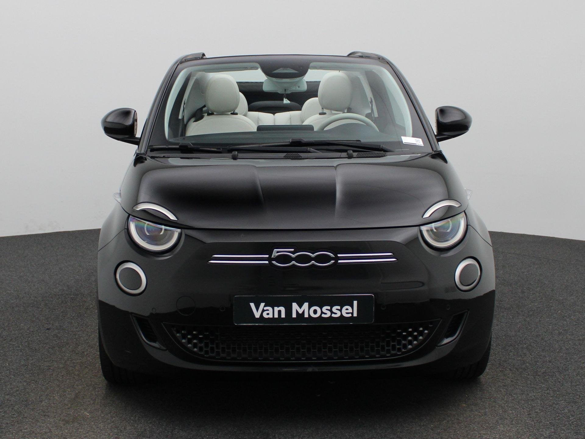 Fiat 500C 500e 42 kWh La Prima, 12 maanden, Stof, Gebruikt, 118 pk