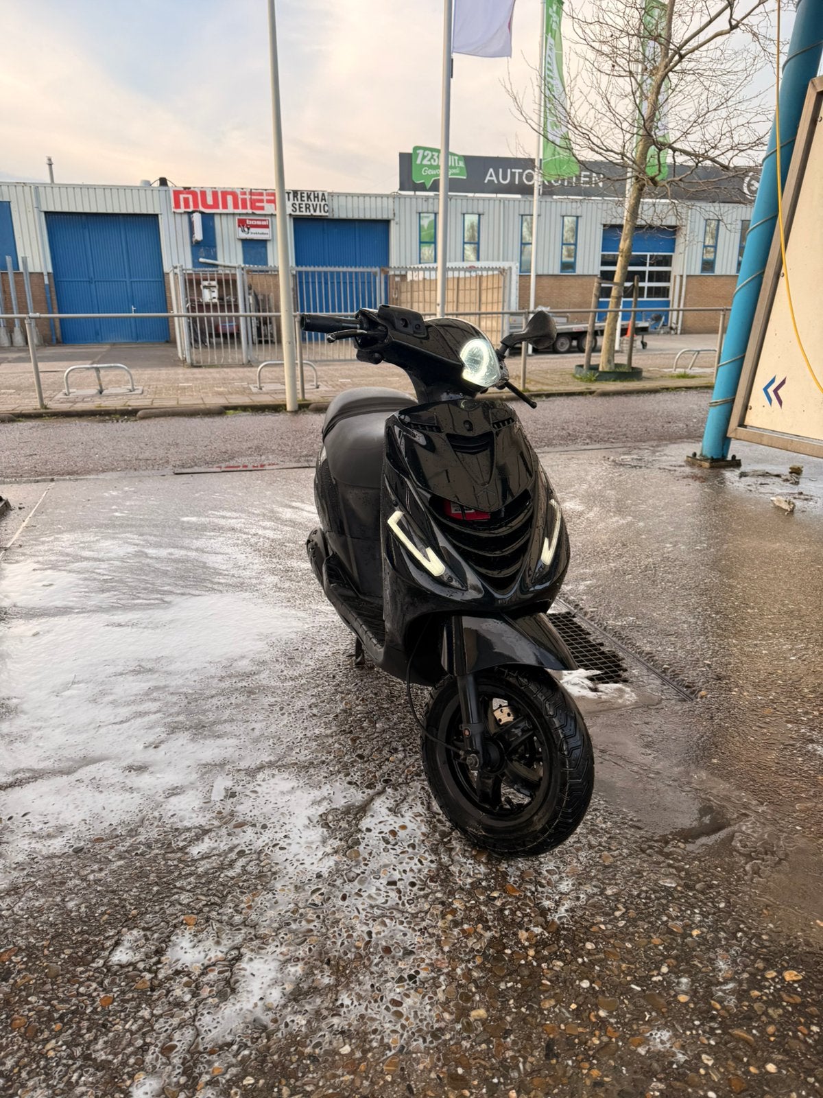 Zip 80cc, Fietsen en Brommers, Ophalen of Verzenden, Zo goed als nieuw, Benzine, Zip