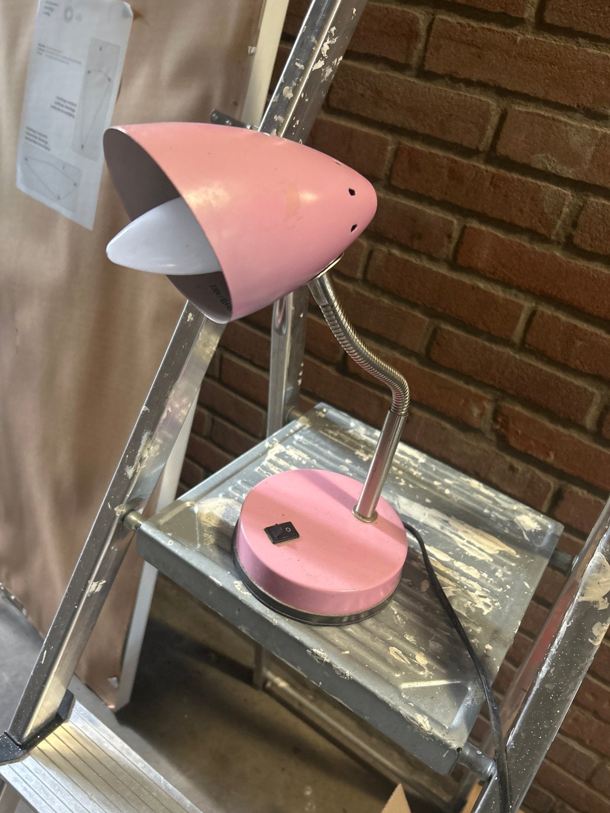 Roze bureaulamp - Werkt perfect, Ophalen, Gebruikt, Metaal, Roze