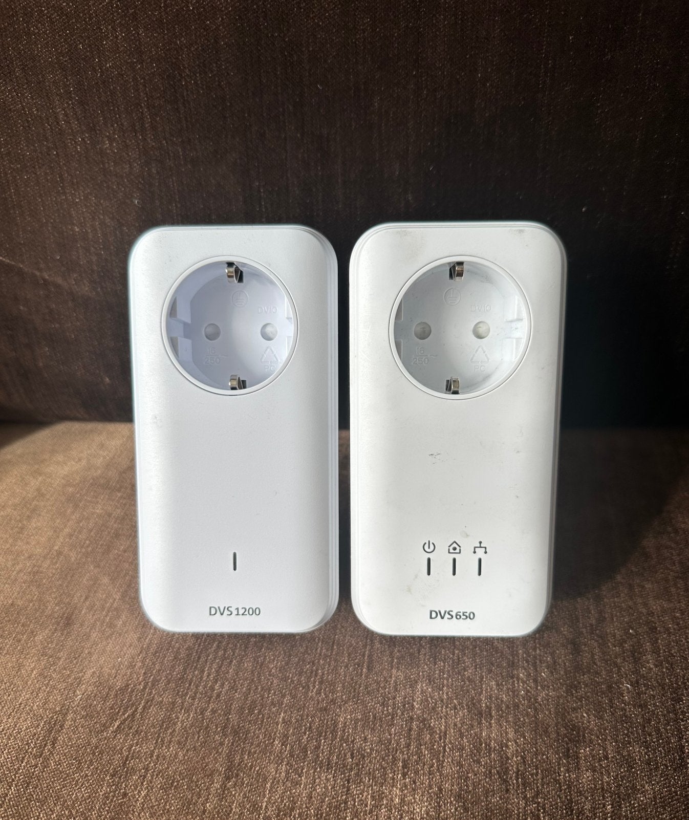 Te Koop, een set van DVS 1200 en DVS 650 wifi versterkers, Ophalen of Verzenden, Zo goed als nieuw