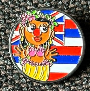 Efteling pin Carnaval Festival Hawaii, Ophalen of Verzenden, Zo goed als nieuw, Button of Speldje