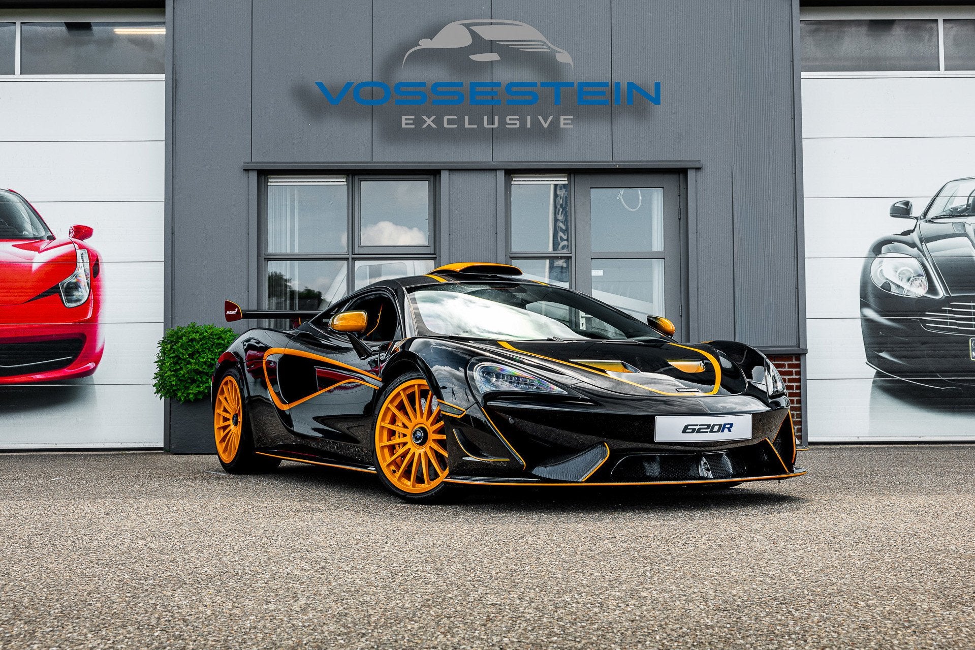 McLaren 620R 3.8 V8 / 1 of 225 / MSO R Pack / Bowers & Wilki, Auto's, Dealer onderhouden, Achterwielaandrijving, Alcantara, Zwart