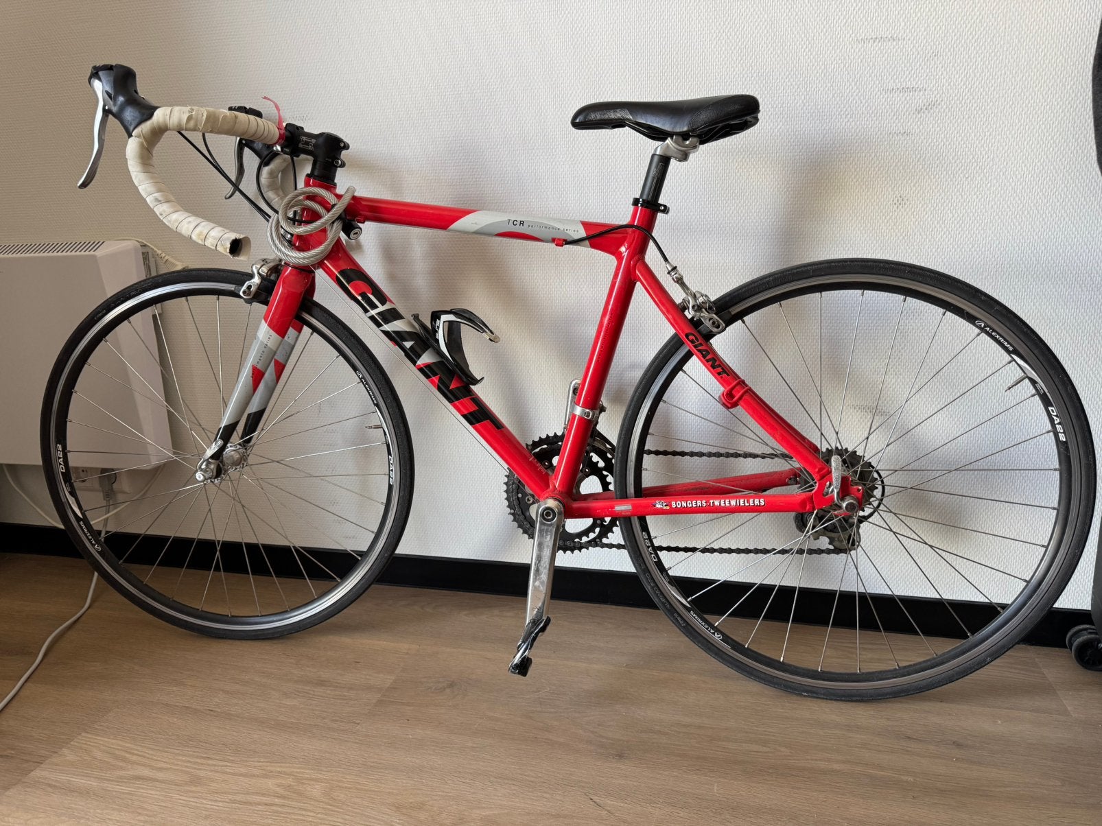 Giant TCR Road Bike | 26 inch | Shimano Sora 16-speed, Fietsen en Brommers, Fietsen | Racefietsen, Ophalen, 26 inch, Velgrem, Aluminium