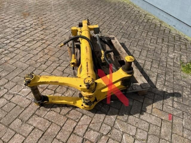 Foto 2 van Bakcilinder Komatsu PW160 met linken