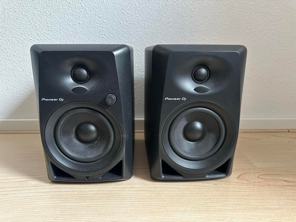 Pioneer DJ DM-40 Active Monitor Speakers, Audio, Tv en Foto, Luidsprekers, Overige merken, Ophalen of Verzenden, Zo goed als nieuw