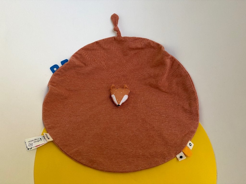 K4258 Trixie doek doekje vos bruin rond, Ophalen of Verzenden, Zo goed als nieuw, Overige typen