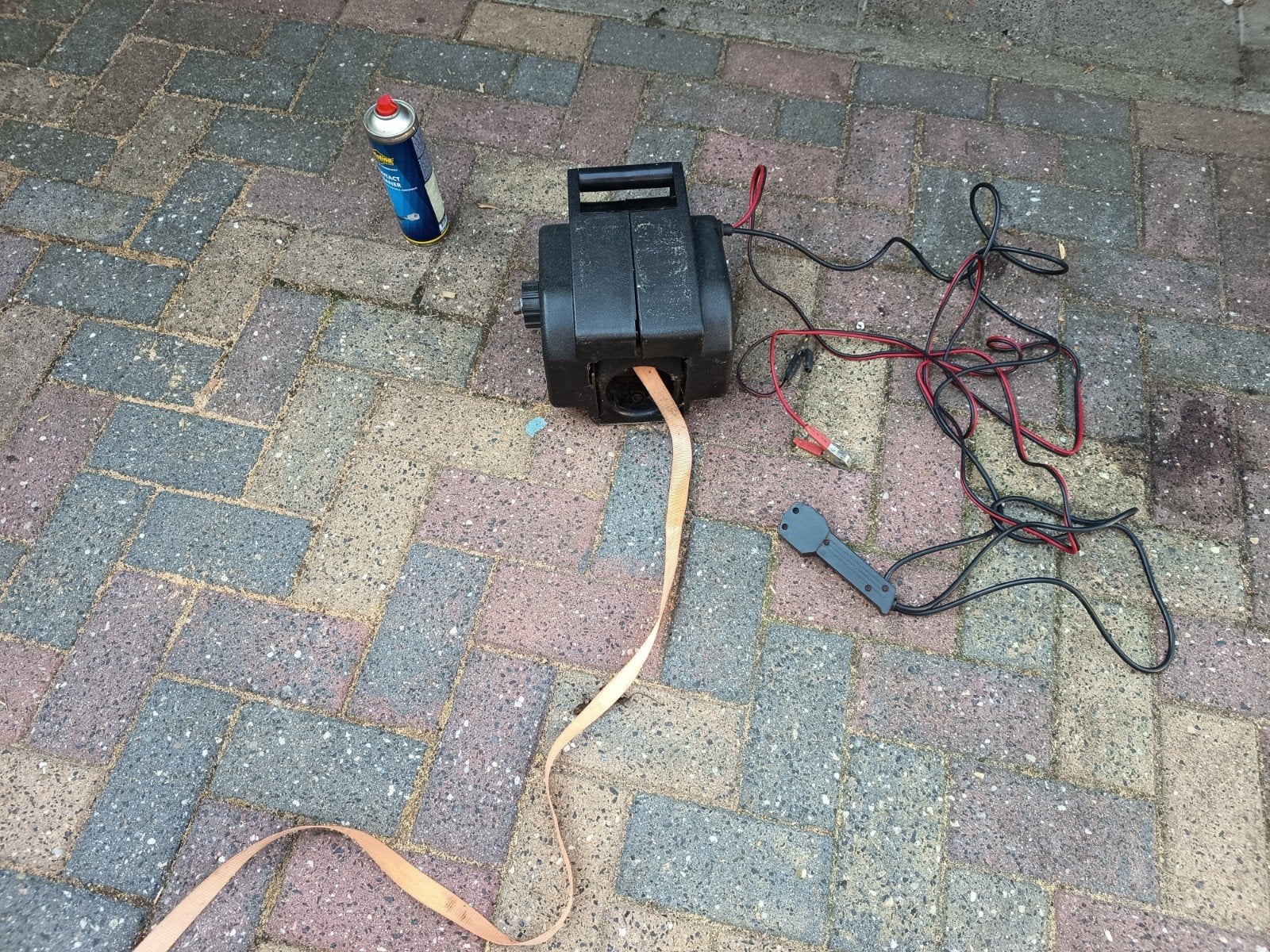Lier 12V 2000LB 2F Lotus - Elektrische Lier, Ophalen of Verzenden