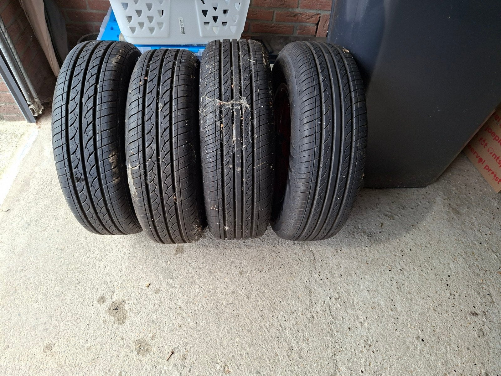 Velgen en banden VW kever, Ophalen, Gebruikt, Zomerbanden, Banden en Velgen
