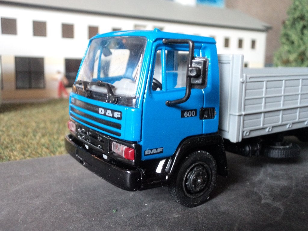 1/43 DAF 600 - AHC lichte vrachtwagen NU VOOR € 14.95, Hobby en Vrije tijd, Ophalen of Verzenden, Nieuw, Bus of Vrachtwagen, Overige merken