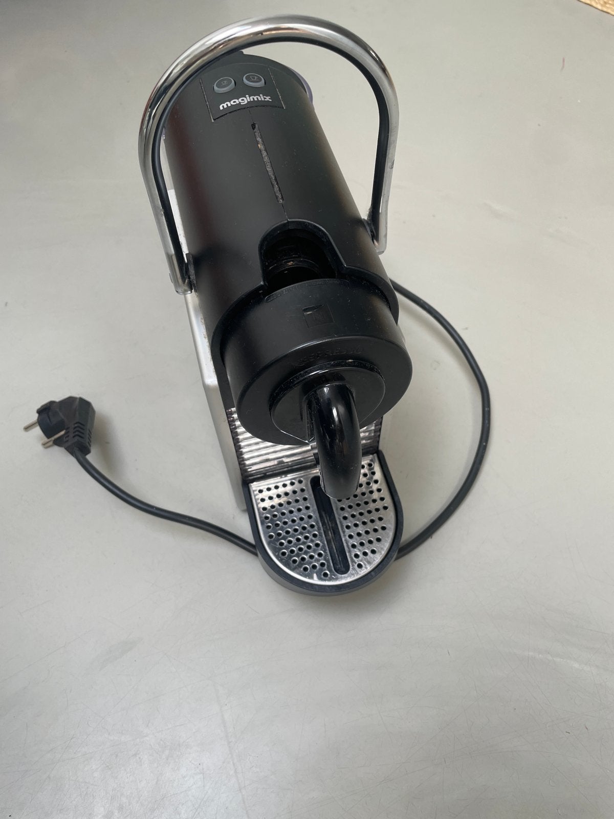 Magimix Nespresso Inissia Koffiecupmachine Zwart