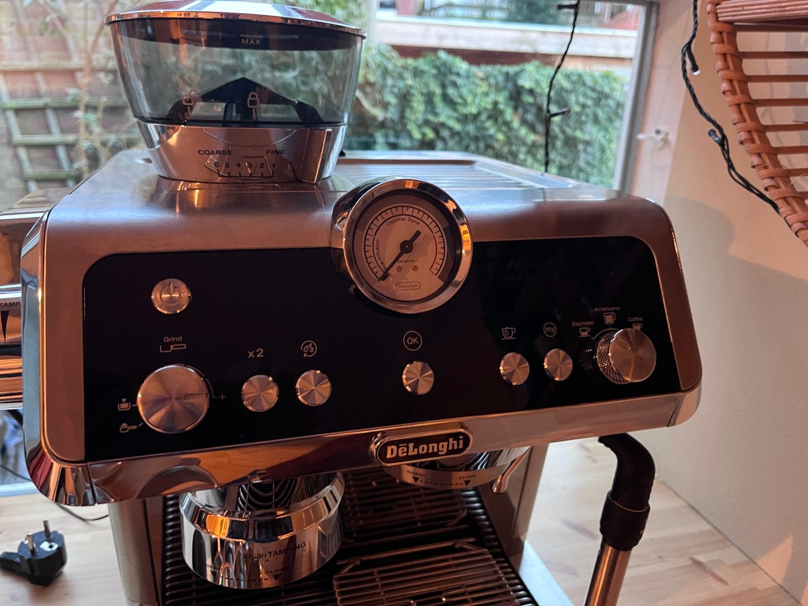 Delonghi La Specialista Espresso Machine, Afneembaar waterreservoir, Gebruikt, Espresso apparaat, 2 tot 4 kopjes