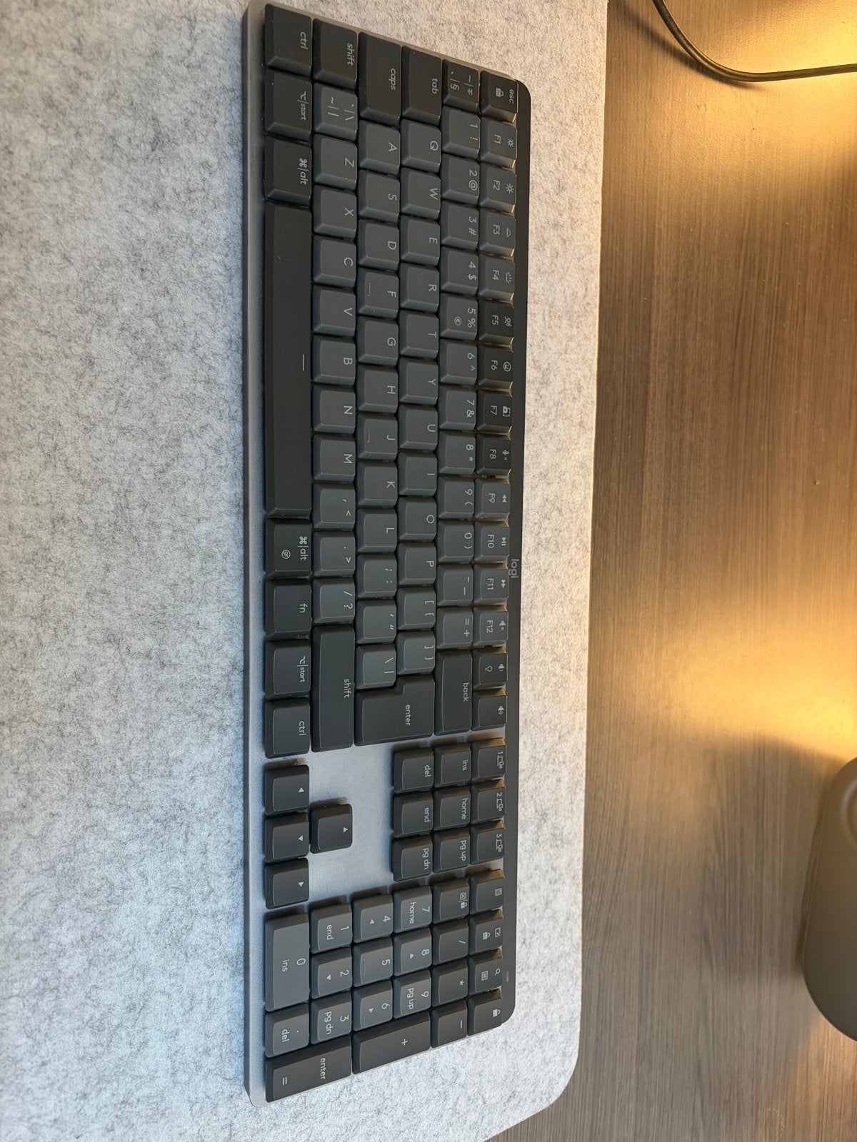Logitech MX Mechanical Toetsenbord Qwerty Draadloos, Draadloze ontvanger, Ophalen of Verzenden, Zo goed als nieuw, Draadloos