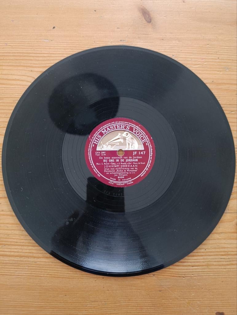 Johnny Jordaan - Bij Ons In De Jordaan (78 toeren plaat), Ophalen of Verzenden, Voor 1960, Gebruikt, 10 inch